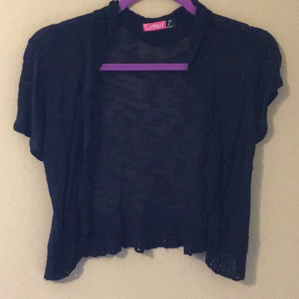 Short sweater